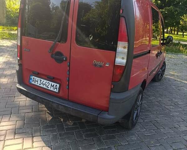 Красный Фиат Добло, объемом двигателя 1.91 л и пробегом 305 тыс. км за 4000 $, фото 4 на Automoto.ua