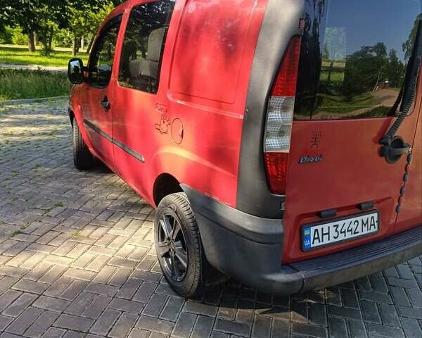 Красный Фиат Добло, объемом двигателя 1.91 л и пробегом 305 тыс. км за 4000 $, фото 5 на Automoto.ua