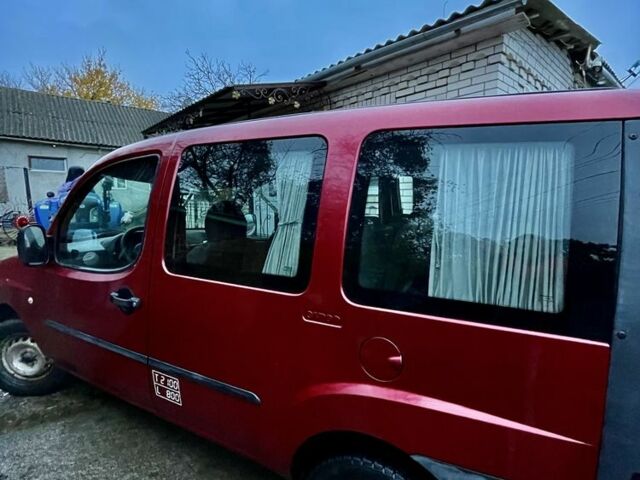 Красный Фиат Добло, объемом двигателя 1.3 л и пробегом 2 тыс. км за 4600 $, фото 3 на Automoto.ua