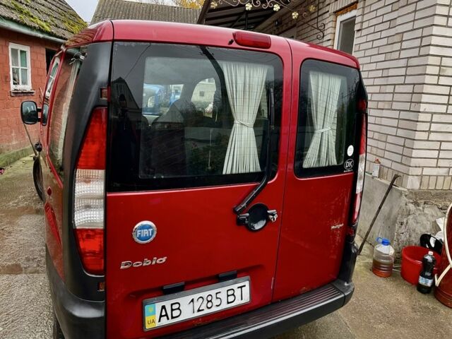 Красный Фиат Добло, объемом двигателя 1.3 л и пробегом 2 тыс. км за 4600 $, фото 4 на Automoto.ua