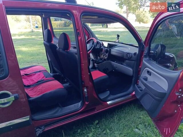 Красный Фиат Добло, объемом двигателя 1.37 л и пробегом 139 тыс. км за 5500 $, фото 13 на Automoto.ua