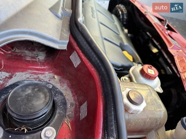 Красный Фиат Добло, объемом двигателя 1.9 л и пробегом 189 тыс. км за 5600 $, фото 13 на Automoto.ua