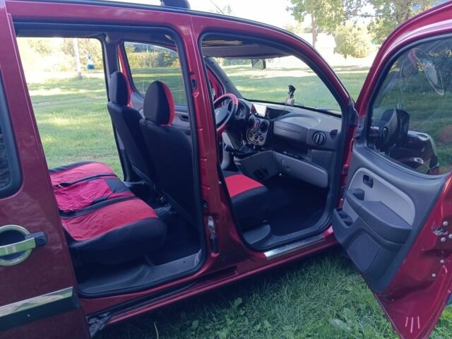 Червоний Фіат Добло, об'ємом двигуна 1.4 л та пробігом 139 тис. км за 5500 $, фото 5 на Automoto.ua