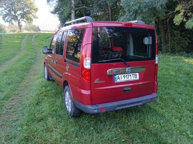 Червоний Фіат Добло, об'ємом двигуна 1.4 л та пробігом 139 тис. км за 5500 $, фото 1 на Automoto.ua