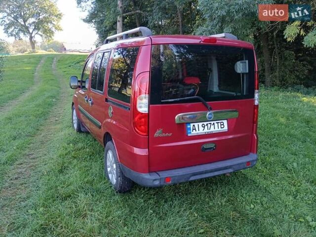 Красный Фиат Добло, объемом двигателя 1.37 л и пробегом 139 тыс. км за 5500 $, фото 2 на Automoto.ua
