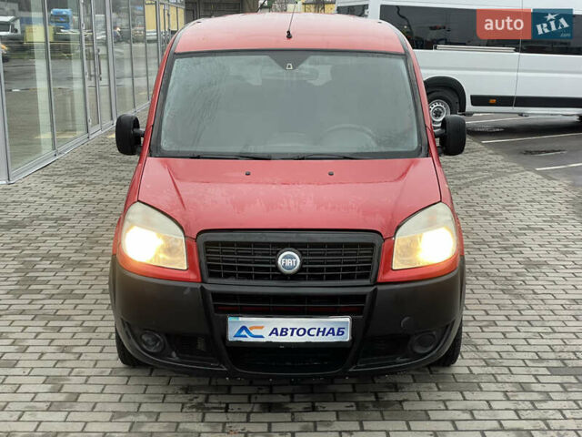 Красный Фиат Добло, объемом двигателя 1.4 л и пробегом 271 тыс. км за 3800 $, фото 1 на Automoto.ua