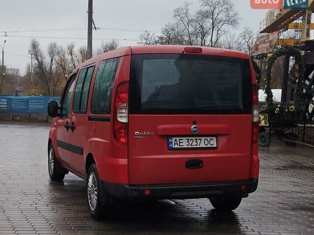 Красный Фиат Добло, объемом двигателя 1.3 л и пробегом 299 тыс. км за 6000 $, фото 6 на Automoto.ua