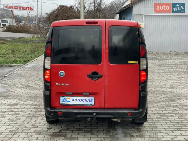 Красный Фиат Добло, объемом двигателя 1.4 л и пробегом 271 тыс. км за 3800 $, фото 5 на Automoto.ua