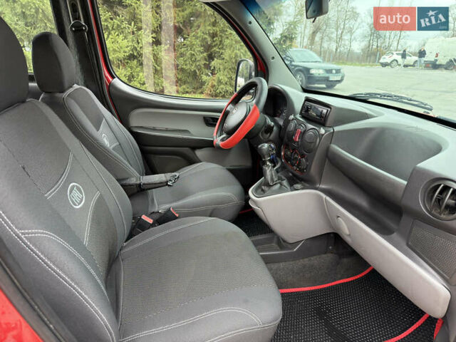 Красный Фиат Добло, объемом двигателя 1.6 л и пробегом 350 тыс. км за 3700 $, фото 15 на Automoto.ua