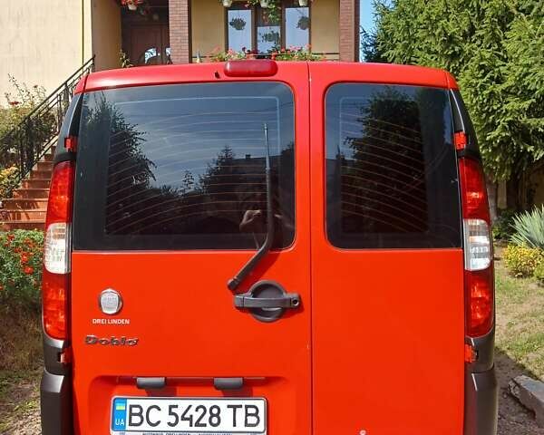 Червоний Фіат Добло, об'ємом двигуна 1.37 л та пробігом 250 тис. км за 4550 $, фото 5 на Automoto.ua