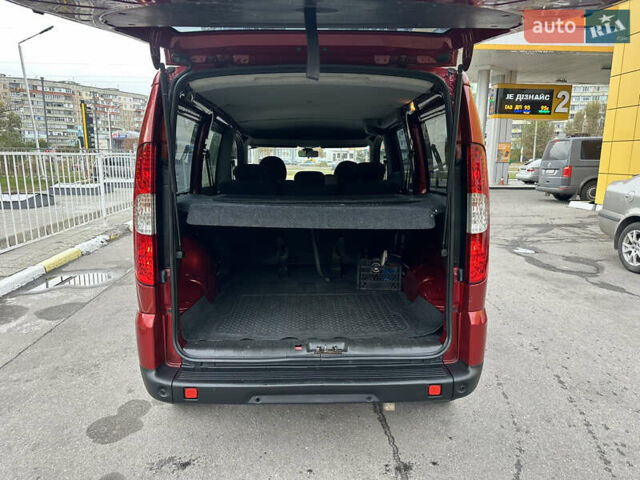 Червоний Фіат Добло, об'ємом двигуна 1.9 л та пробігом 187 тис. км за 6500 $, фото 21 на Automoto.ua