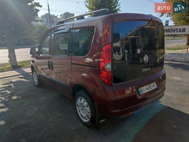 Красный Фиат Добло, объемом двигателя 1.6 л и пробегом 271 тыс. км за 7500 $, фото 5 на Automoto.ua