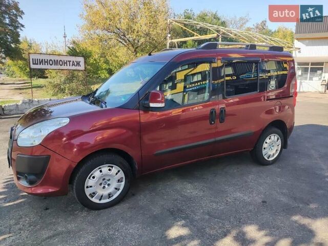 Красный Фиат Добло, объемом двигателя 1.6 л и пробегом 271 тыс. км за 7500 $, фото 8 на Automoto.ua