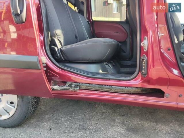 Красный Фиат Добло, объемом двигателя 1.6 л и пробегом 271 тыс. км за 7500 $, фото 11 на Automoto.ua