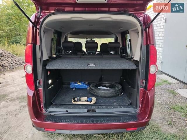 Красный Фиат Добло, объемом двигателя 1.6 л и пробегом 271 тыс. км за 7500 $, фото 29 на Automoto.ua