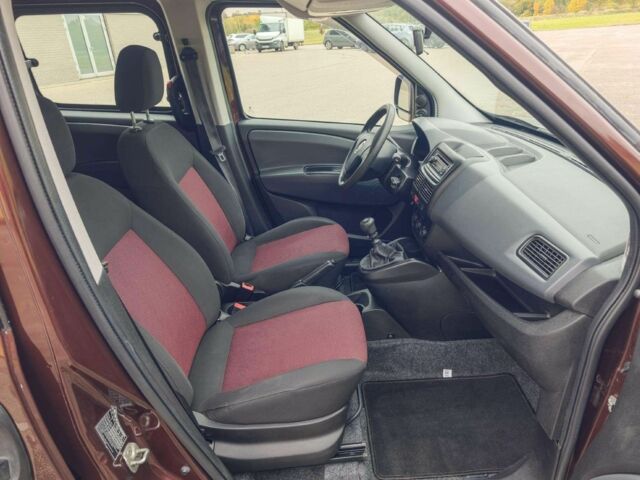 Червоний Фіат Добло, об'ємом двигуна 1.6 л та пробігом 119 тис. км за 6500 $, фото 19 на Automoto.ua