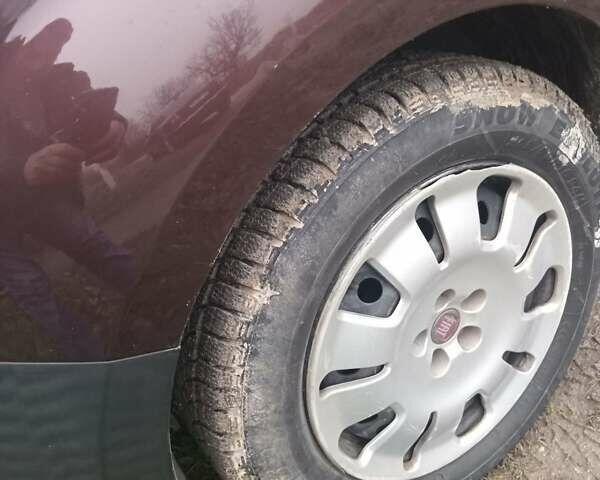 Червоний Фіат Добло, об'ємом двигуна 1.37 л та пробігом 246 тис. км за 6400 $, фото 14 на Automoto.ua