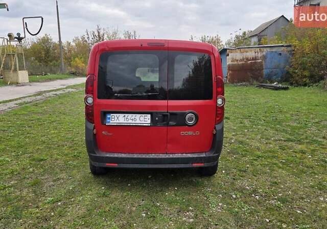 Красный Фиат Добло, объемом двигателя 1.25 л и пробегом 250 тыс. км за 4200 $, фото 3 на Automoto.ua