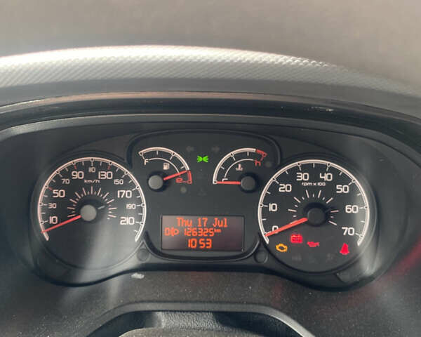 Червоний Фіат Добло, об'ємом двигуна 1.3 л та пробігом 127 тис. км за 7700 $, фото 2 на Automoto.ua