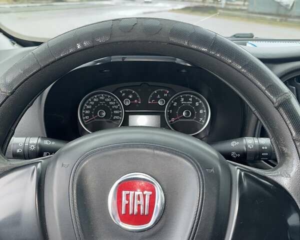 Червоний Фіат Добло, об'ємом двигуна 1.37 л та пробігом 245 тис. км за 10499 $, фото 11 на Automoto.ua