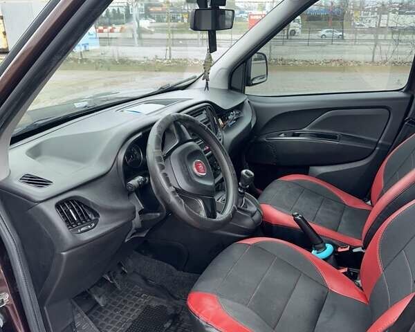 Червоний Фіат Добло, об'ємом двигуна 1.37 л та пробігом 245 тис. км за 10499 $, фото 7 на Automoto.ua