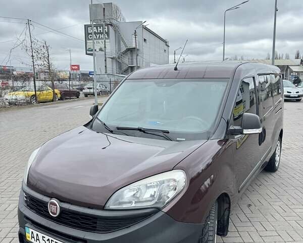 Червоний Фіат Добло, об'ємом двигуна 1.37 л та пробігом 245 тис. км за 10499 $, фото 4 на Automoto.ua