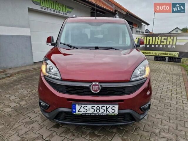 Красный Фиат Добло, объемом двигателя 1.6 л и пробегом 158 тыс. км за 11500 $, фото 1 на Automoto.ua