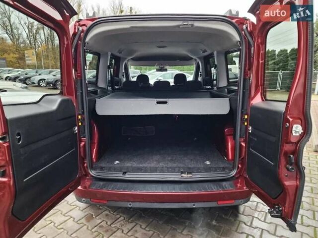 Красный Фиат Добло, объемом двигателя 1.6 л и пробегом 158 тыс. км за 11500 $, фото 11 на Automoto.ua