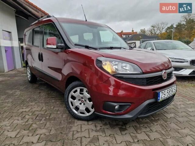 Красный Фиат Добло, объемом двигателя 1.6 л и пробегом 158 тыс. км за 11500 $, фото 2 на Automoto.ua
