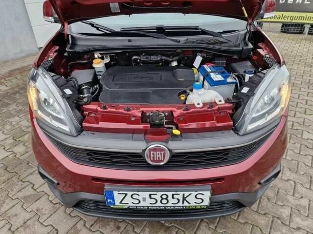 Красный Фиат Добло, объемом двигателя 1.6 л и пробегом 159 тыс. км за 8600 $, фото 2 на Automoto.ua