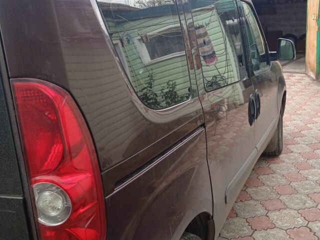 Красный Фиат Добло, объемом двигателя 0 л и пробегом 58 тыс. км за 4000 $, фото 1 на Automoto.ua