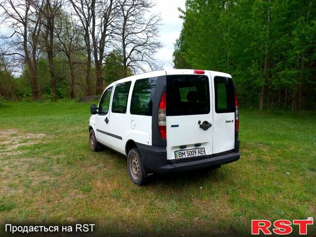 Фиат Добло, объемом двигателя 1.9 л и пробегом 203 тыс. км за 2550 $, фото 3 на Automoto.ua