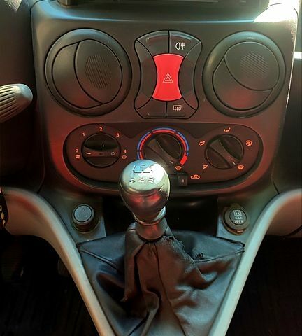 Фіат Добло, об'ємом двигуна 1.6 л та пробігом 200 тис. км за 2500 $, фото 5 на Automoto.ua