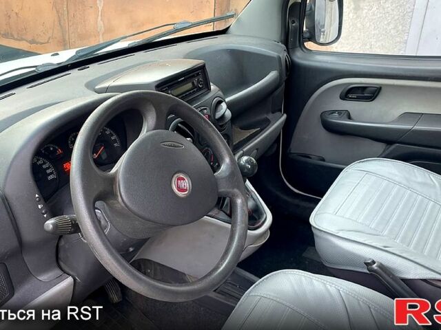 Фиат Добло, объемом двигателя 1.3 л и пробегом 202 тыс. км за 4950 $, фото 1 на Automoto.ua