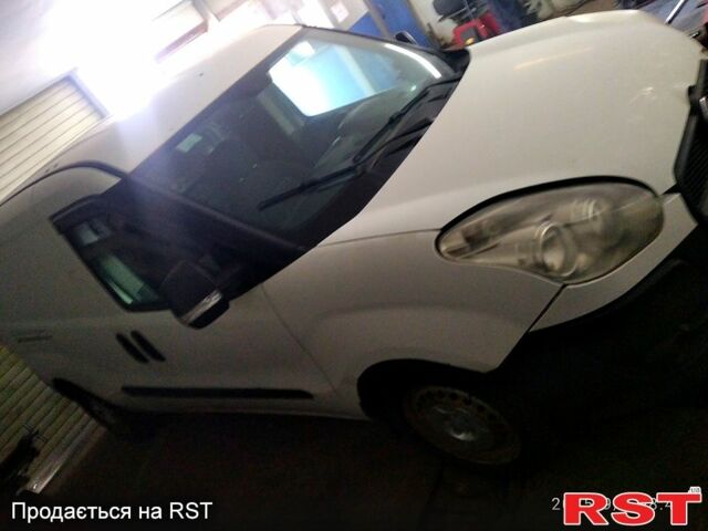 Фіат Добло, об'ємом двигуна 1.3 л та пробігом 308 тис. км за 2500 $, фото 1 на Automoto.ua