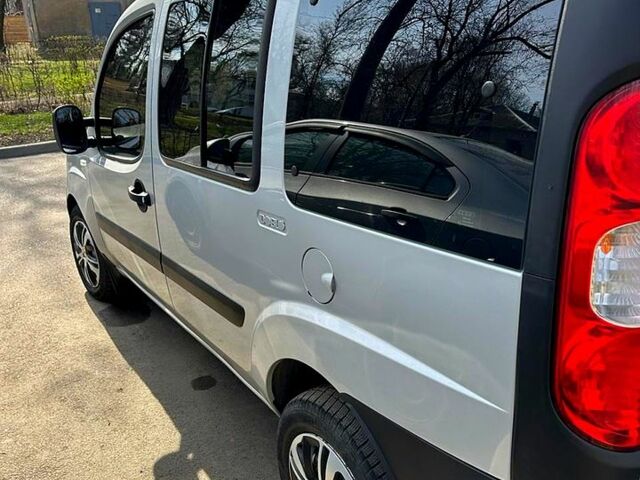 Фиат Добло, объемом двигателя 14 л и пробегом 71 тыс. км за 7600 $, фото 4 на Automoto.ua