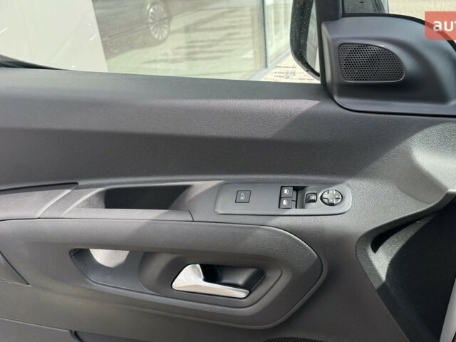 Фиат Добло, объемом двигателя 1.5 л и пробегом 0 тыс. км за 29944 $, фото 40 на Automoto.ua
