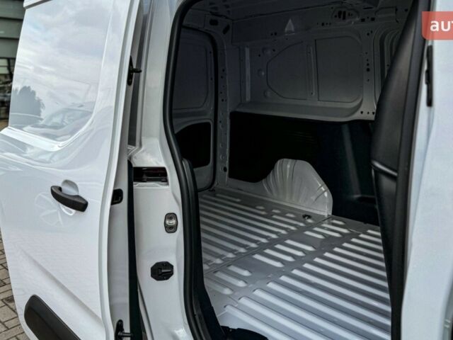 купить новое авто Фиат Добло 2025 года от официального дилера Автомир Hyundai, Nissan, Fiat Фиат фото