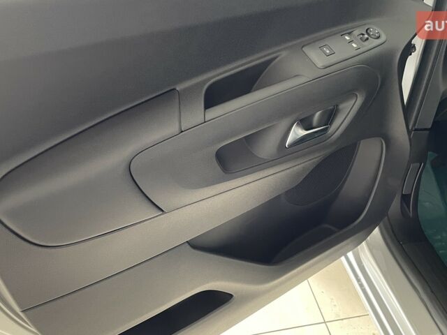 купити нове авто Фіат Добло 2025 року від офіційного дилера Автоцентр AUTO.RIA Фіат фото