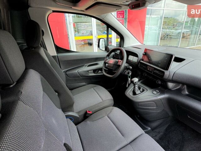 купить новое авто Фиат Добло 2025 года от официального дилера Автомир Hyundai, Nissan, Fiat Фиат фото