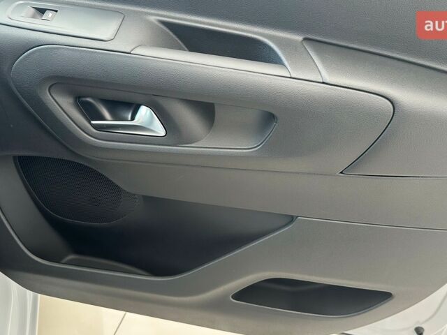 Фиат Добло, объемом двигателя 1.5 л и пробегом 0 тыс. км за 26776 $, фото 31 на Automoto.ua