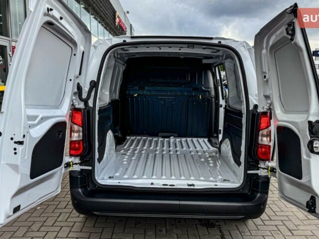 купить новое авто Фиат Добло 2025 года от официального дилера Автомир Hyundai, Nissan, Fiat Фиат фото