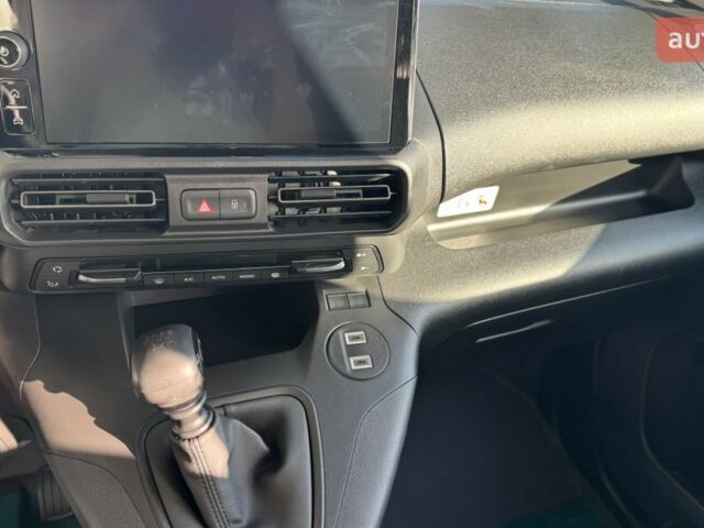 купить новое авто Фиат Добло 2025 года от официального дилера Автоцентр AUTO.RIA Фиат фото