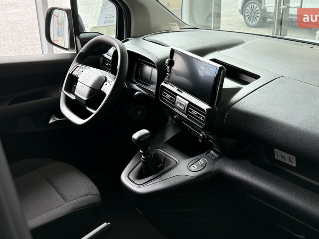 Фіат Добло, об'ємом двигуна 1.5 л та пробігом 0 тис. км за 27931 $, фото 8 на Automoto.ua