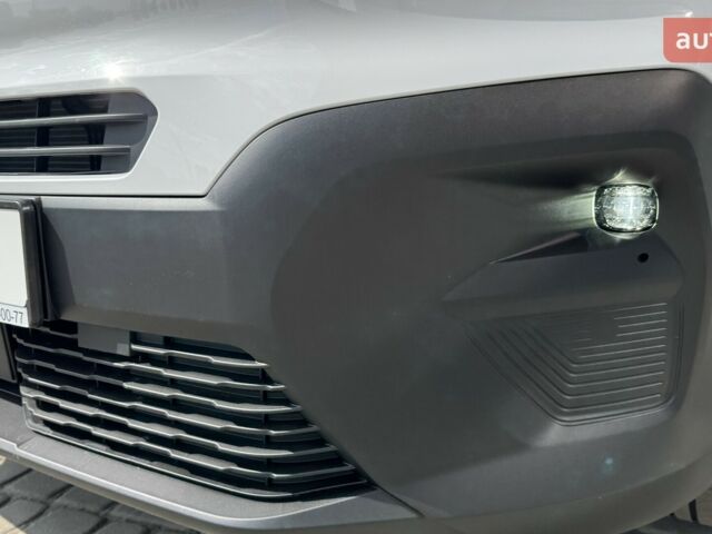 Фиат Добло, объемом двигателя 1.5 л и пробегом 0 тыс. км за 29944 $, фото 29 на Automoto.ua