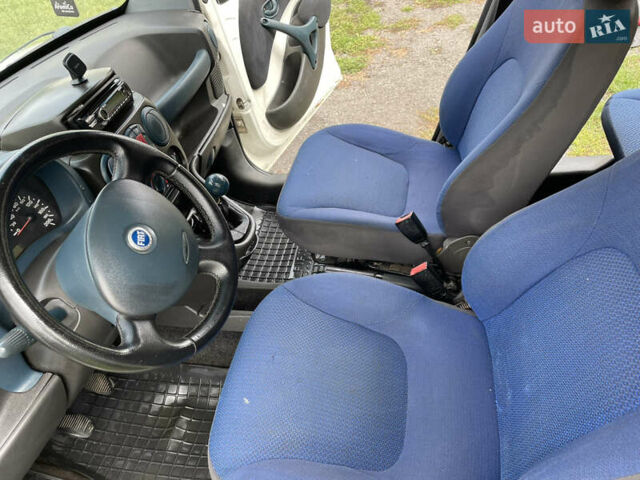 Фиат Добло, объемом двигателя 1.9 л и пробегом 255 тыс. км за 4400 $, фото 17 на Automoto.ua