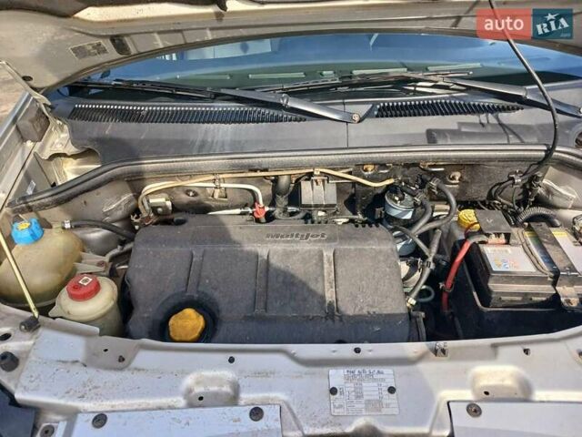 Фиат Добло, объемом двигателя 1.9 л и пробегом 235 тыс. км за 6000 $, фото 4 на Automoto.ua