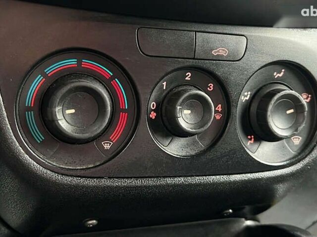 Фіат Добло, об'ємом двигуна 1.3 л та пробігом 355 тис. км за 5999 $, фото 12 на Automoto.ua