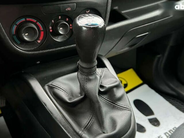 Фіат Добло, об'ємом двигуна 1.3 л та пробігом 355 тис. км за 5999 $, фото 13 на Automoto.ua