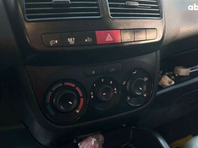 Фиат Добло, объемом двигателя 1.6 л и пробегом 465 тыс. км за 5999 $, фото 15 на Automoto.ua